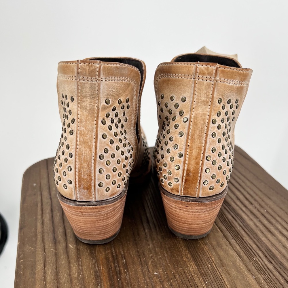 Ariat Dixon Studs Western Ankle Boots Old West Tan Leather 10038382 Womens 7 B - Picture 3 of 9